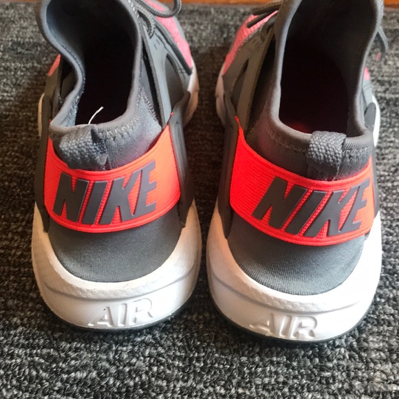 Nike Huarache - Picture 4 of 5